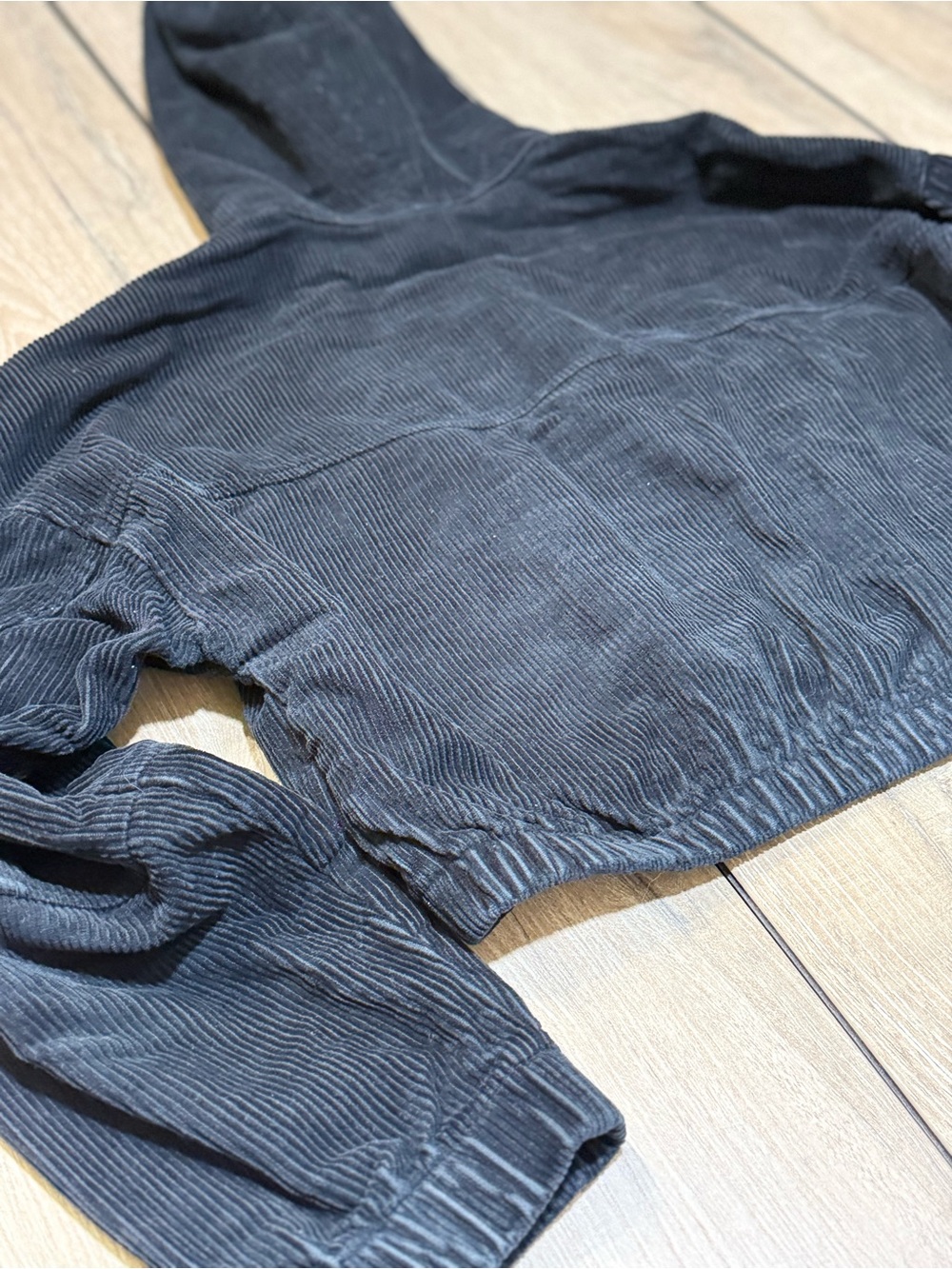 Urban Outfitters Black Corduroy Jacket Cropped Hooded Zip Up BDG Small - Picture 3 of 15